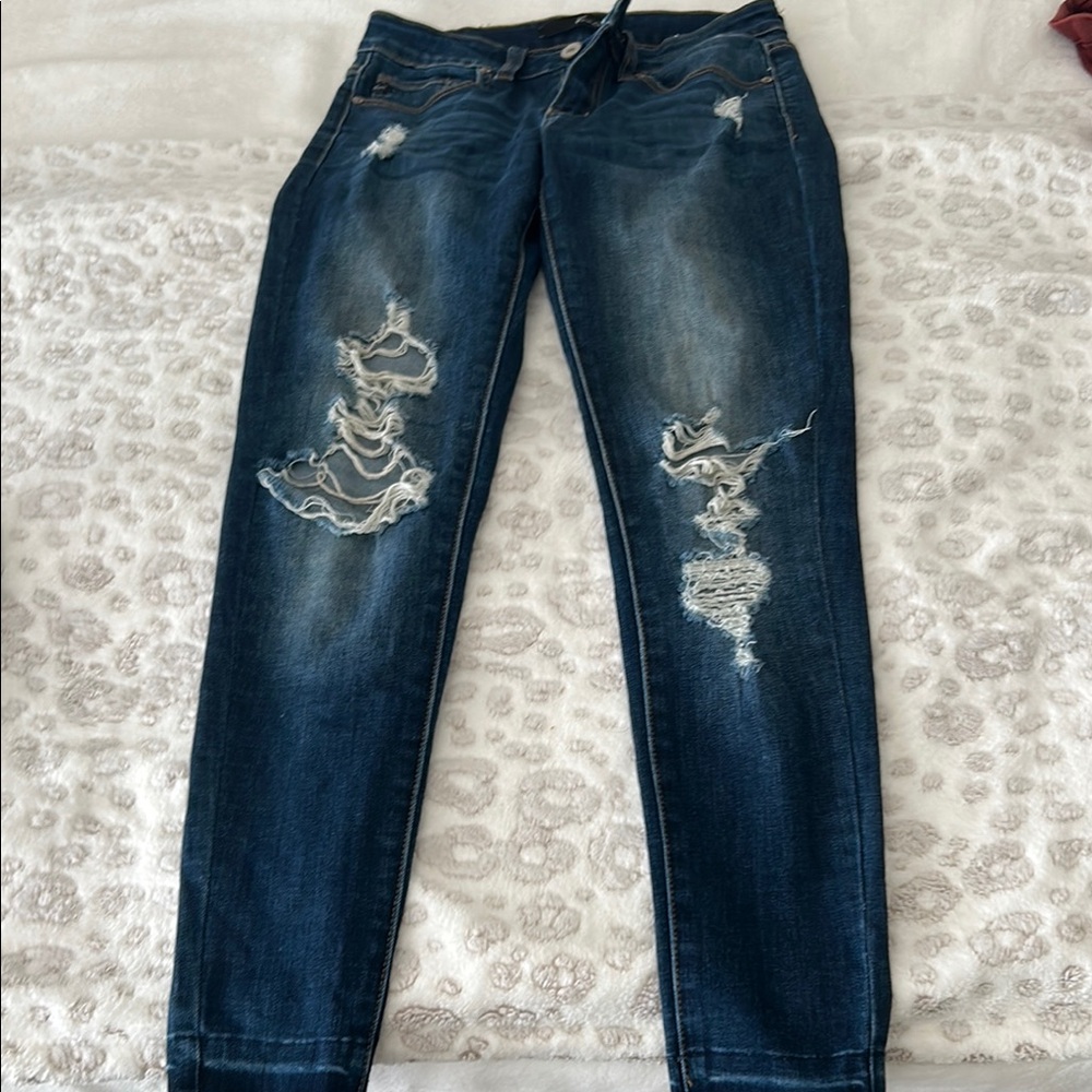 Kancan raw hem skinny distressed dark wash jeans